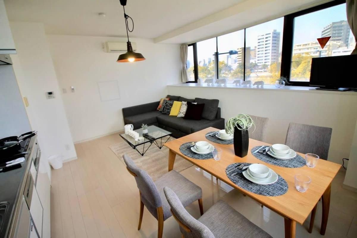 Luxes - 10 min Hiroshima Station & 2BR Up to 10p - Housity