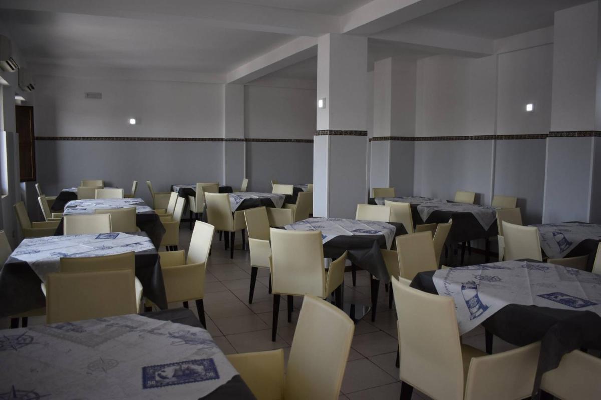 Riviera Village Family Hotel - Housity