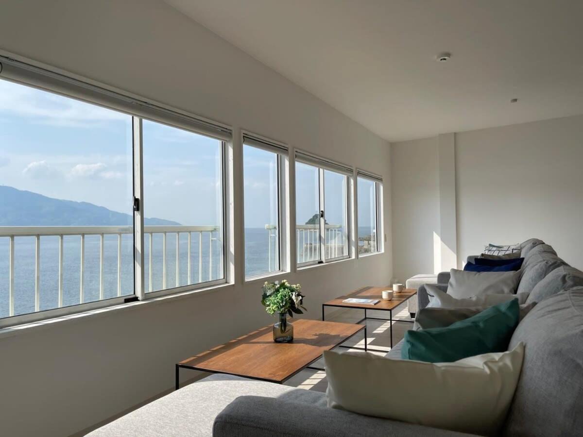 bLOCAL KAI House - with Ocean view good for 8 PPL Free WiFi - Housity