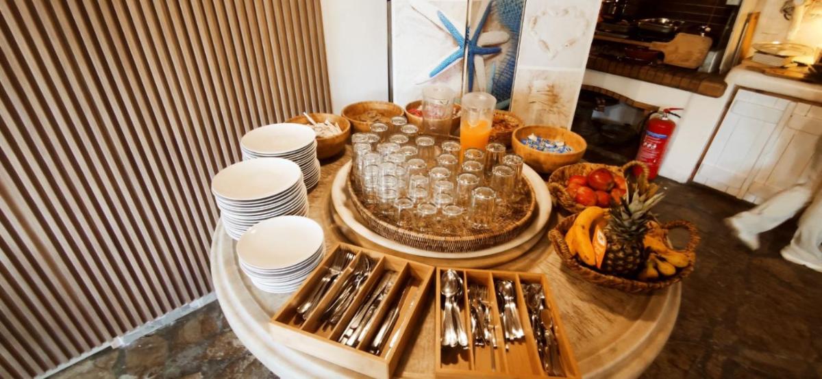 Mykonian Iros Suites & Villas - Housity