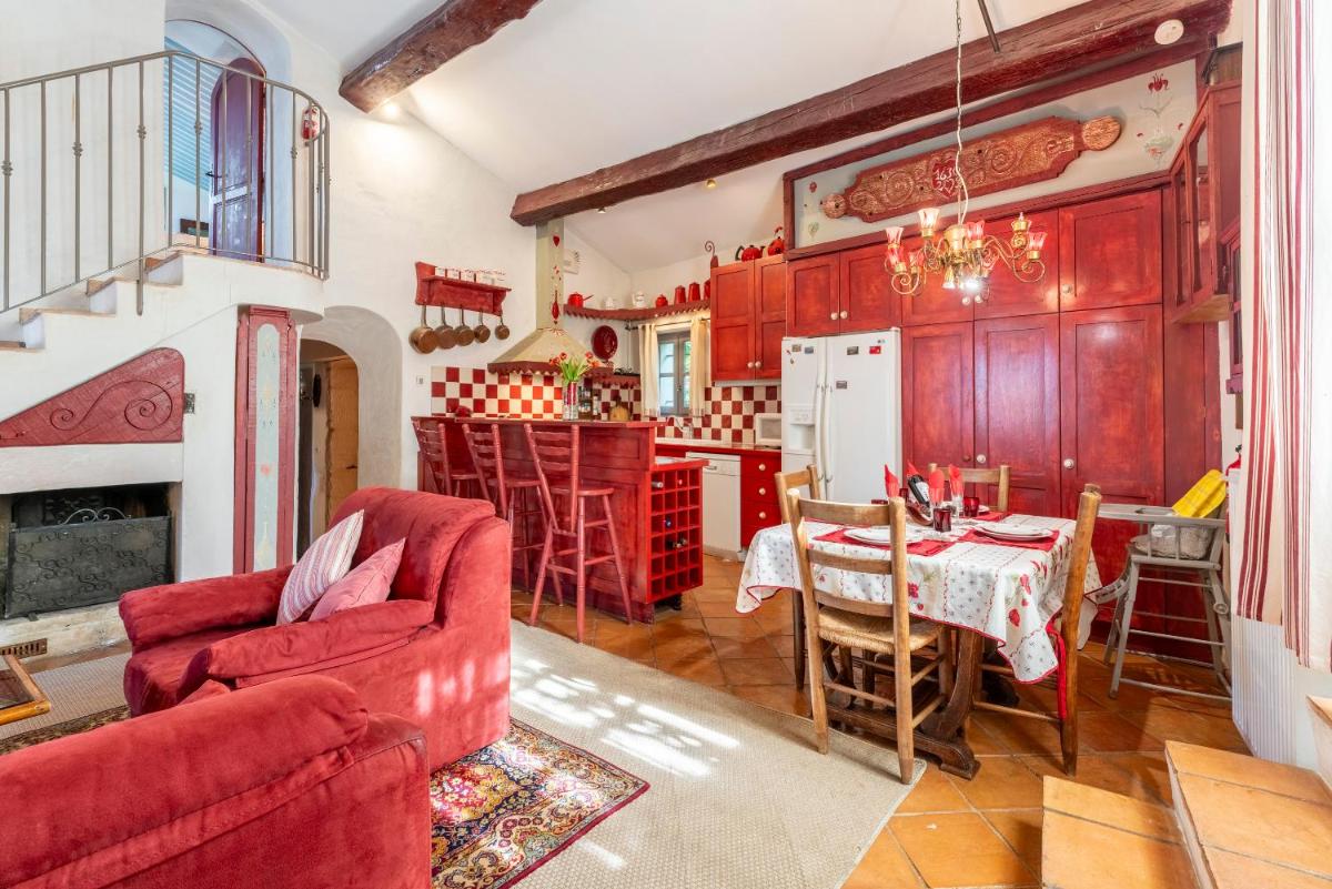 La Tour - Housity
