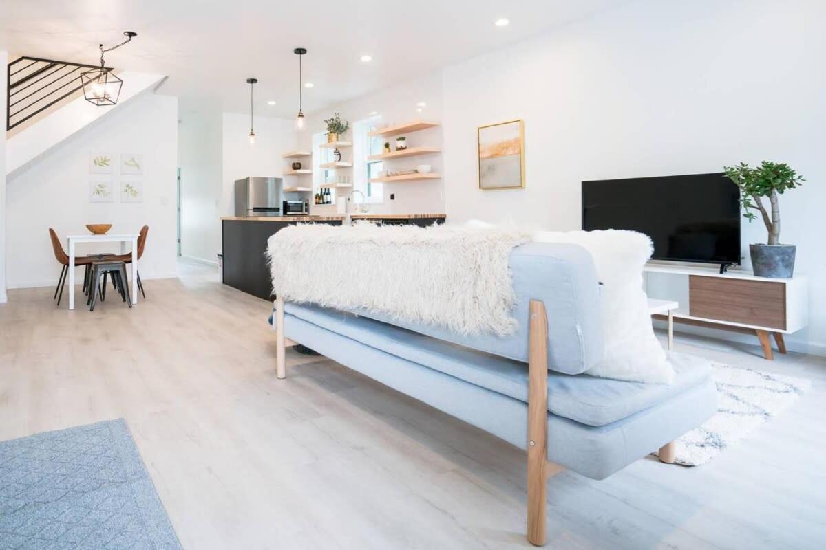 The Mile High Escape in Curtis Park - Housity