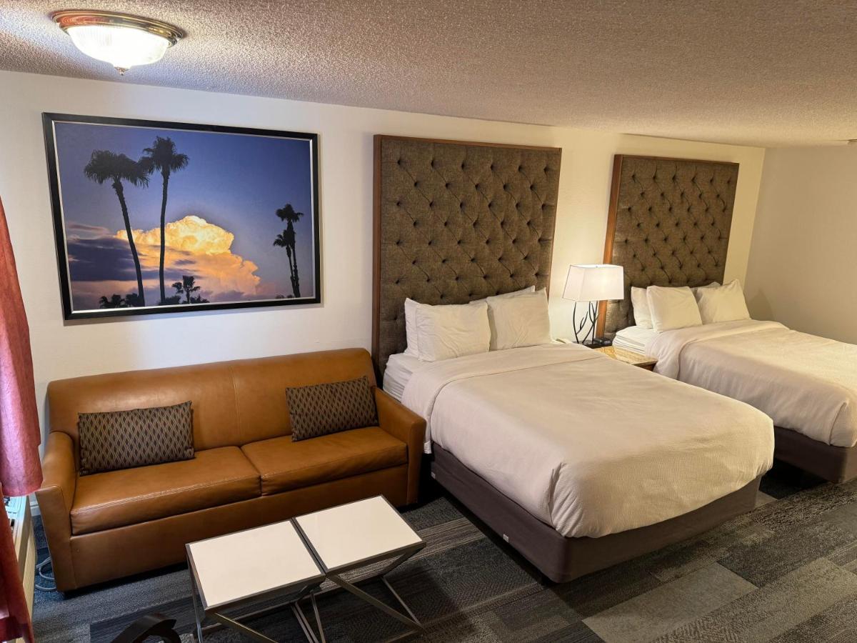 Abajo Lodge - Housity