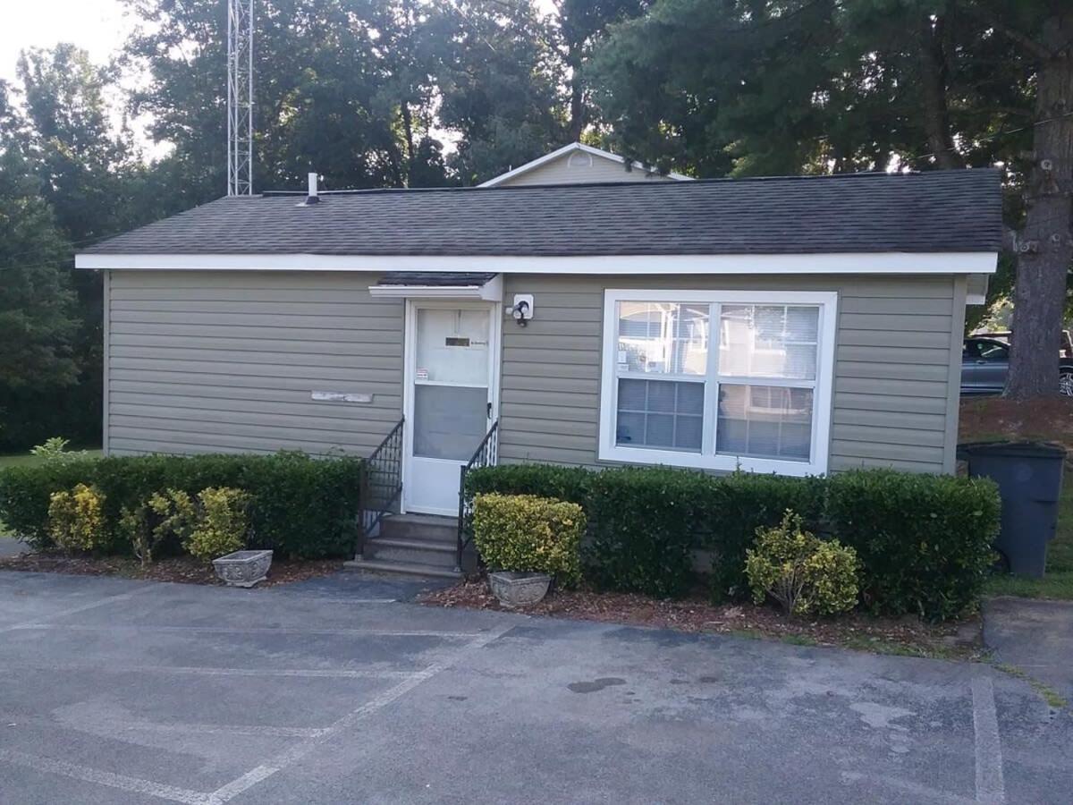 Music Studio Getaway, Close to Entertainment! - Housity