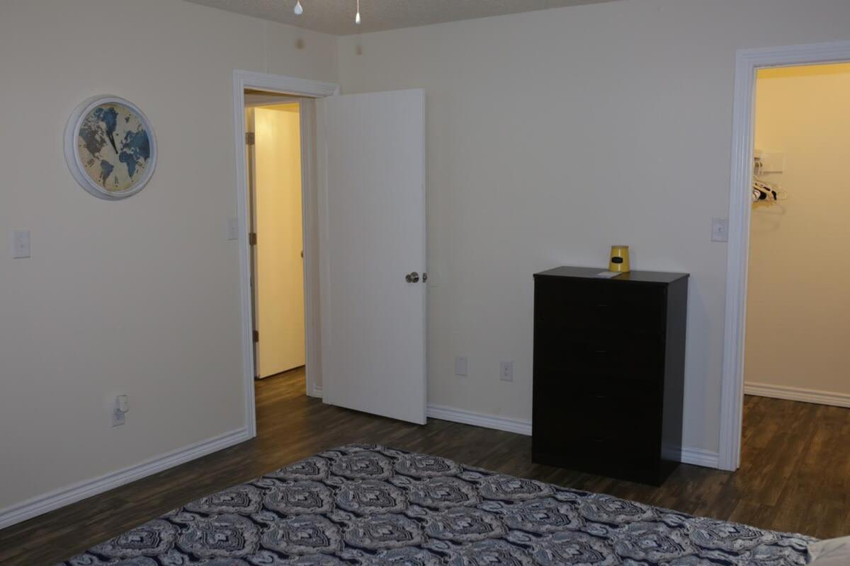 Comfortable stay five minutes away - Housity