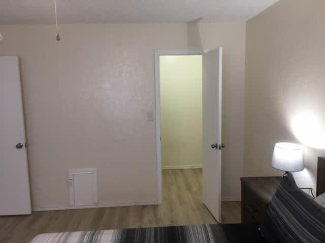 Cozy 1-BR upstairs apartment, near Fort Sill! - Housity