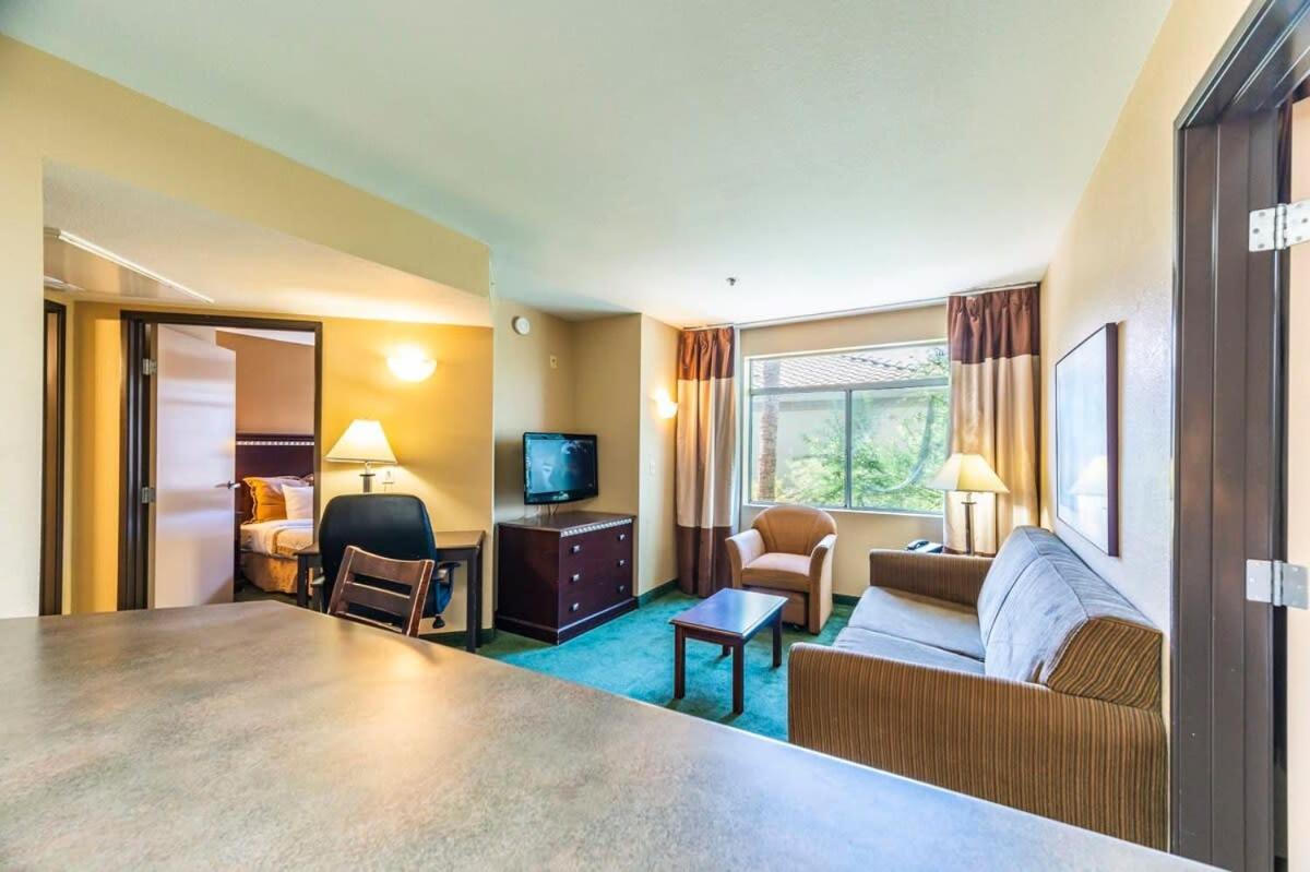 Chandler 1 bd 1 b apart bnb3 - Housity