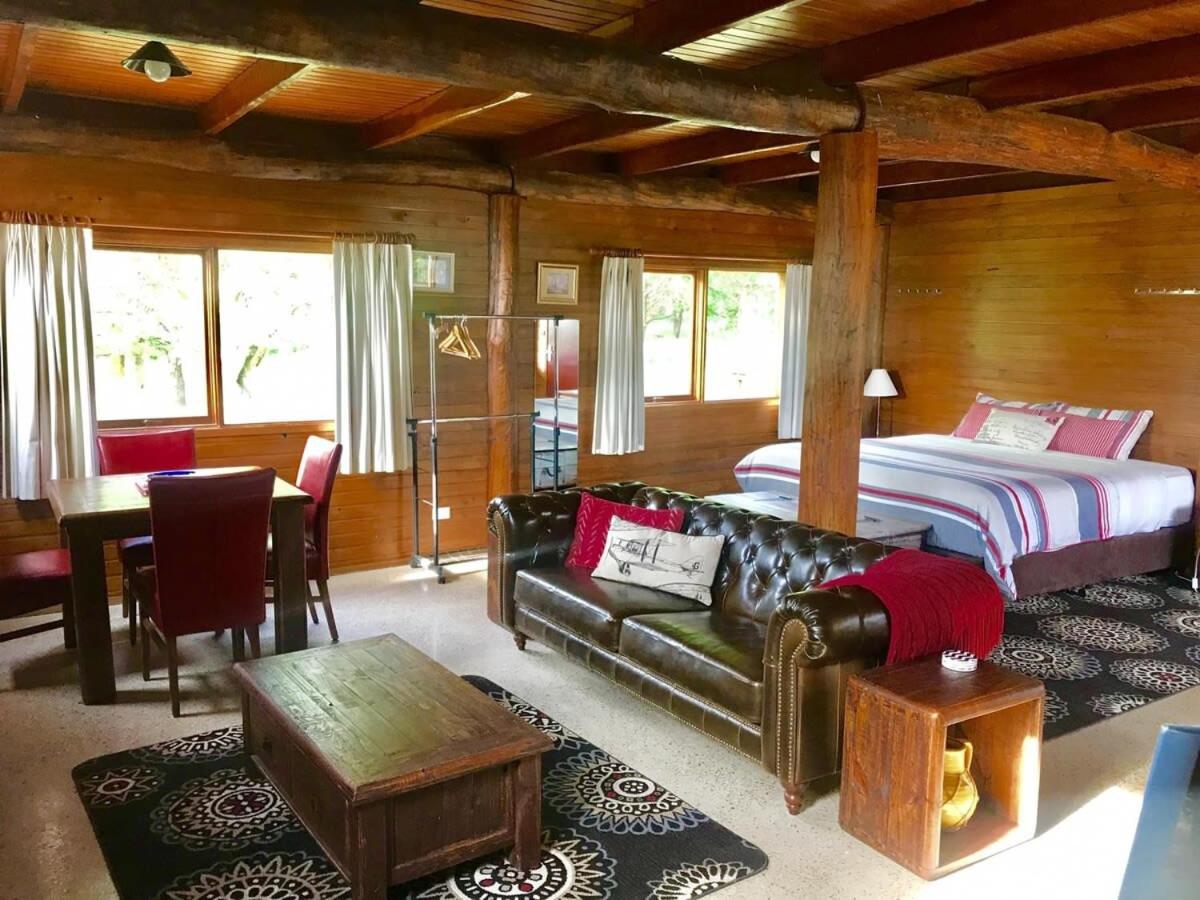 The Shack Gorgeous Getaway for 2 on Truffle Farm - Housity
