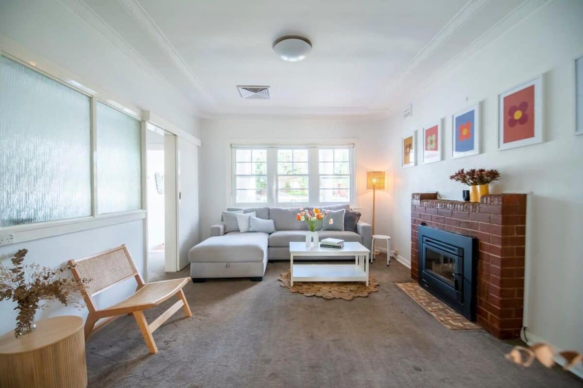 The Haven - BBQ, Firepit, Wifi, Pet Friendly - Housity