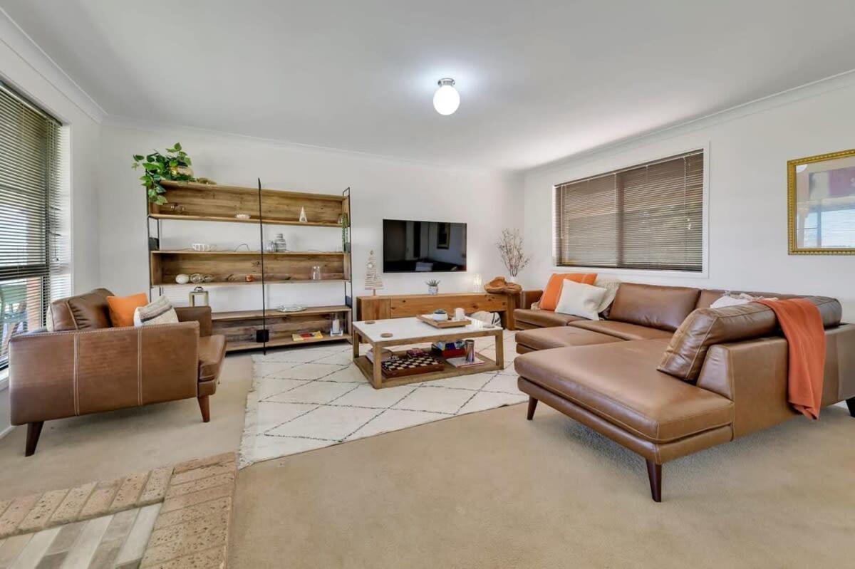 Narambla Estate - Rural Retreat, Luxe Hideaway - Housity
