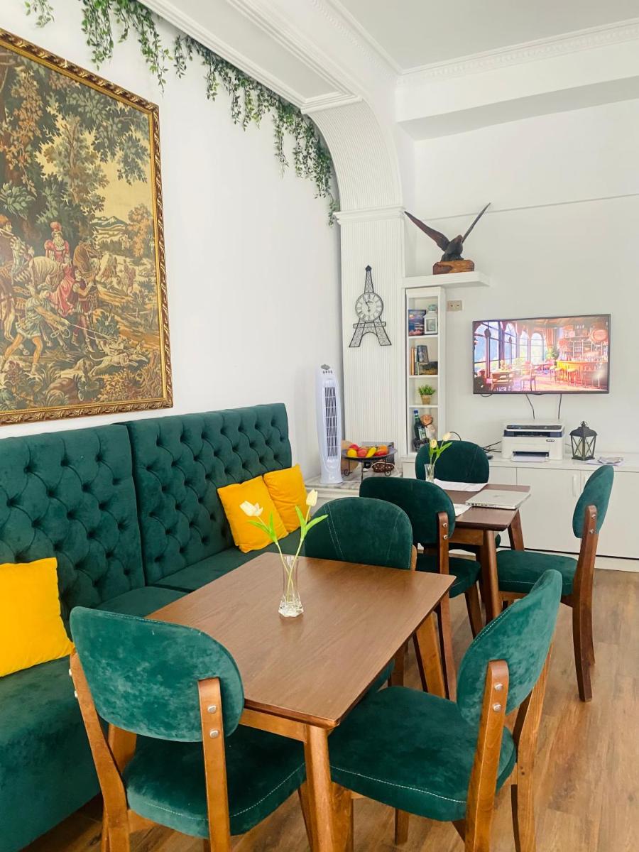 HC Hotel & Suites - Housity