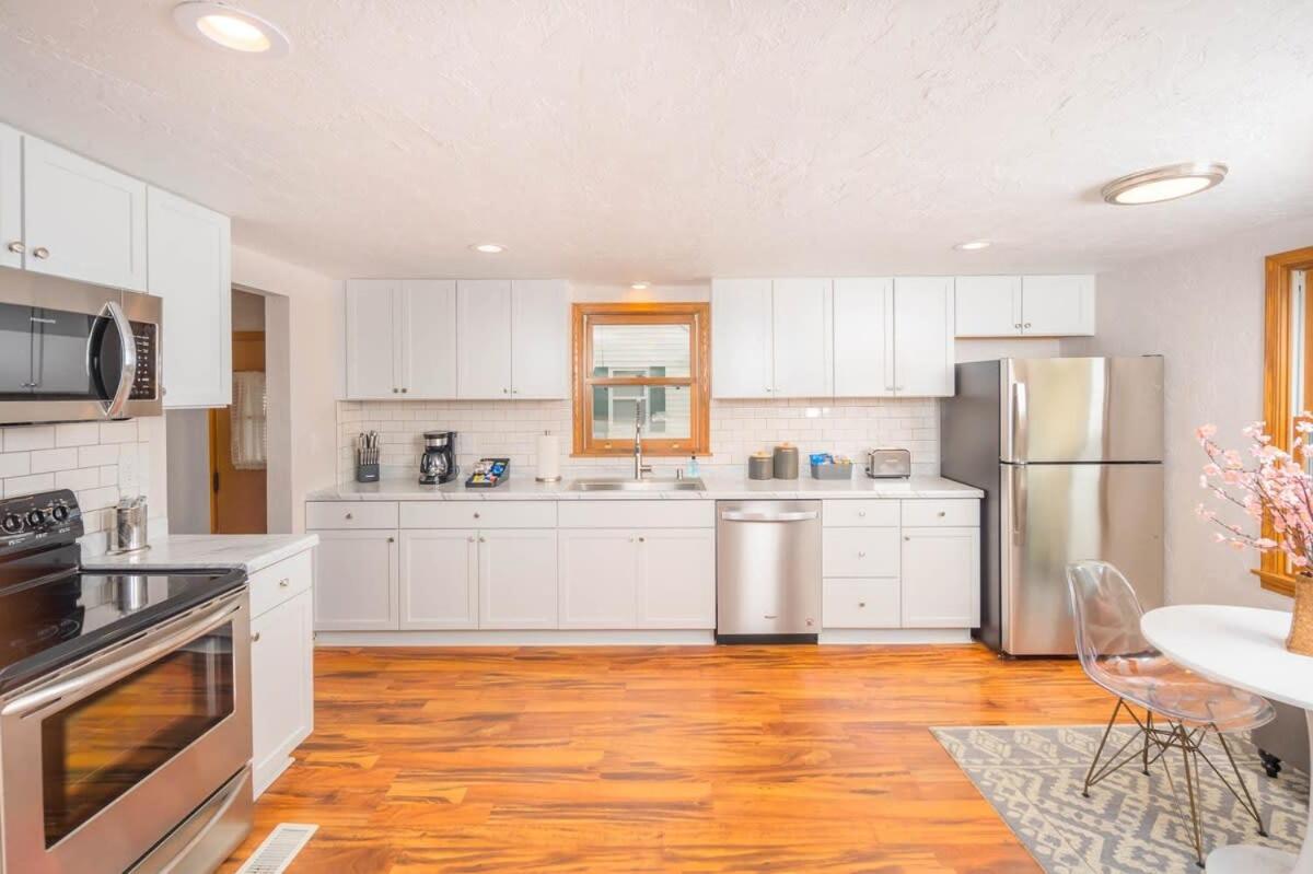 Verbrick Street Vacation - Housity
