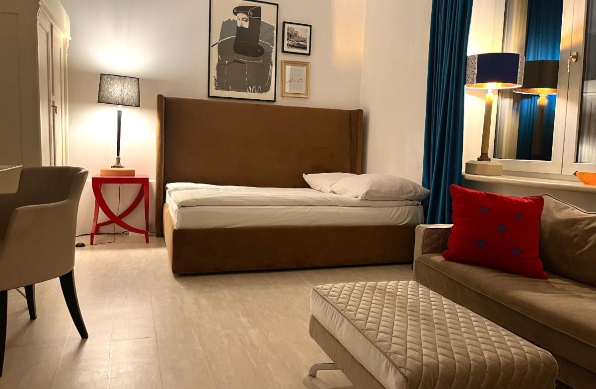 Lazurowa Prowansja - Agroturystyka Villa Toscana - Housity