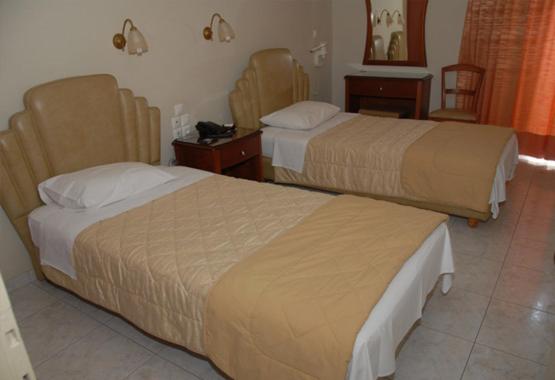 Hotel Ilida - Housity