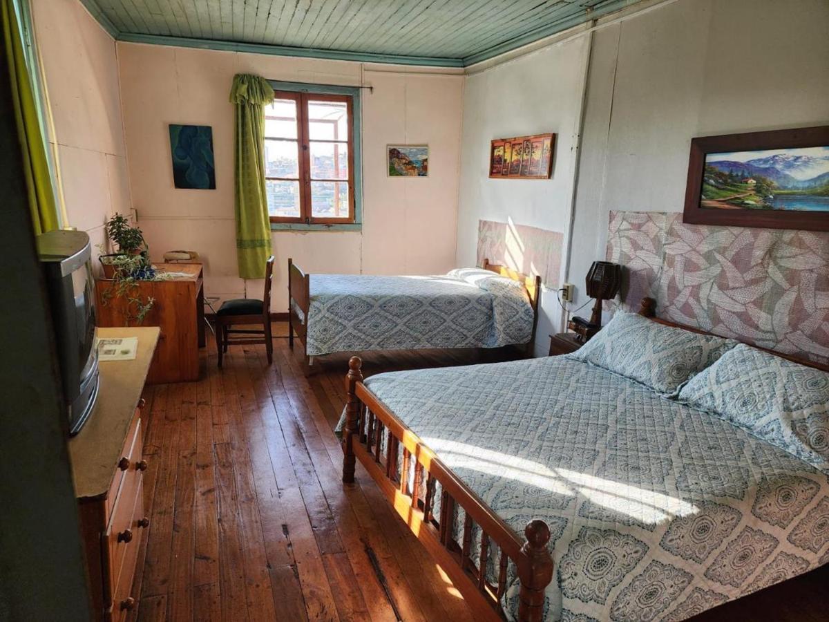 Hostal brons - Housity