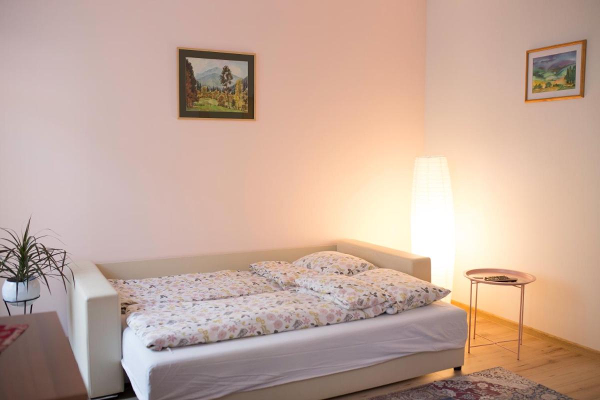 Seek and Hide - Ilse's Hideaway - Housity