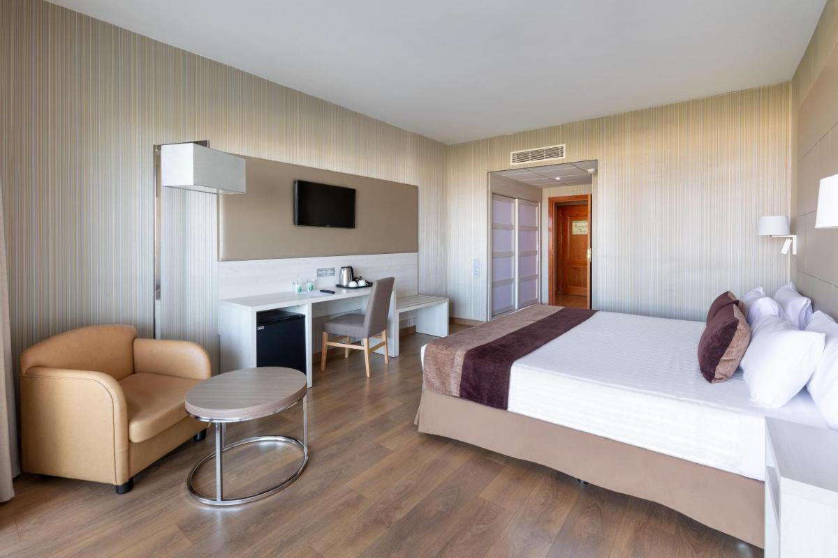 Cama o camas de una habitación en Hotel Best Semiramis