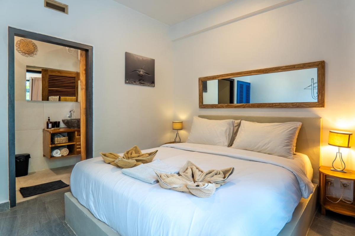 Dragon Dive Komodo Dive Resort - Housity
