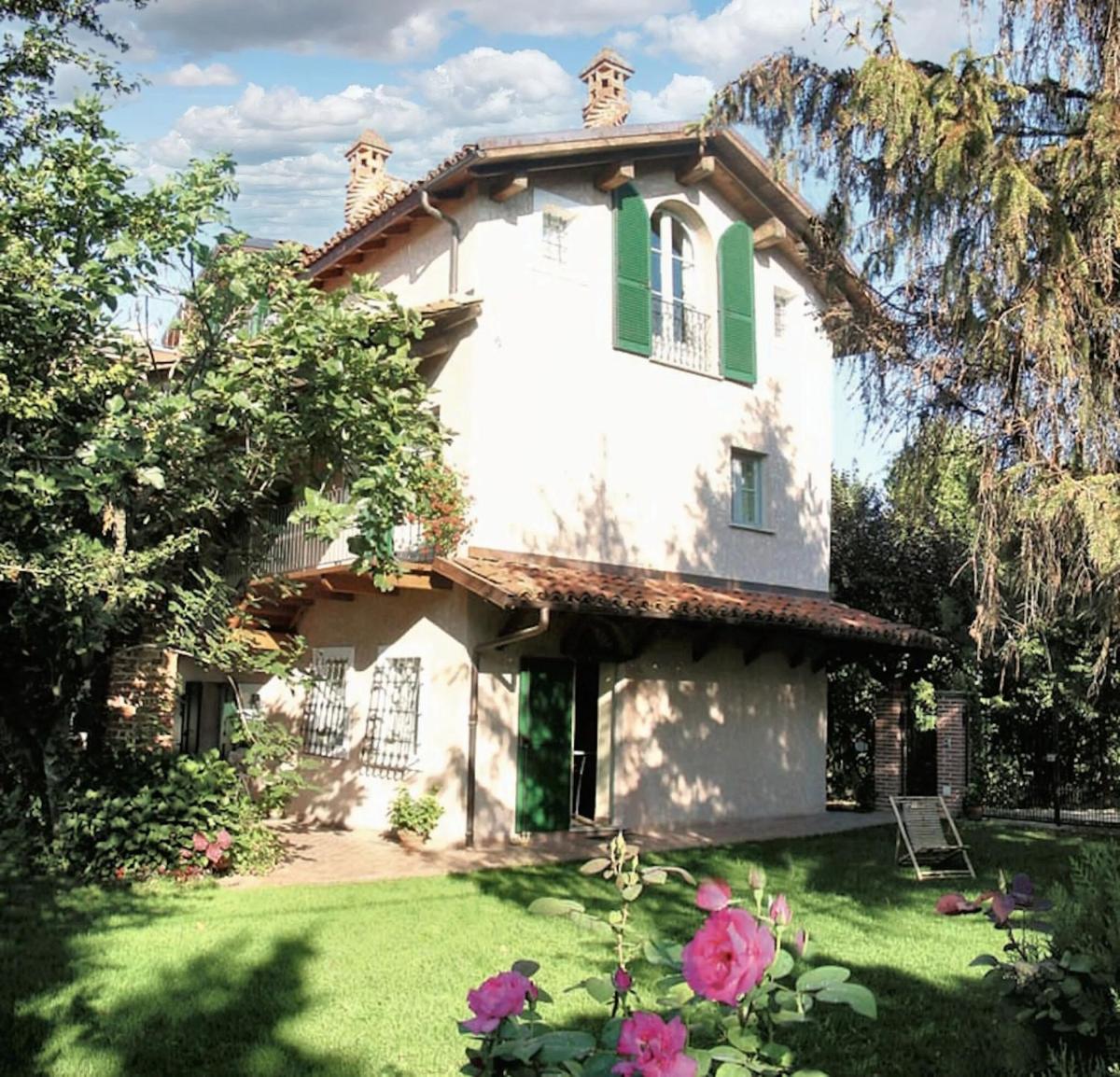 Modern apartment with garden in Carru 70 sqm private parking - Housity