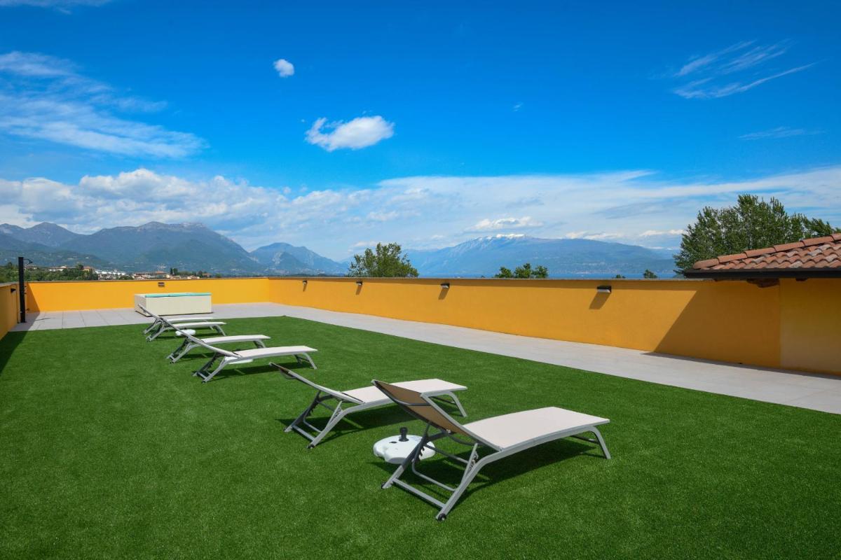 Agriturismo I sentieri del Vino - Lago Lucone - Housity