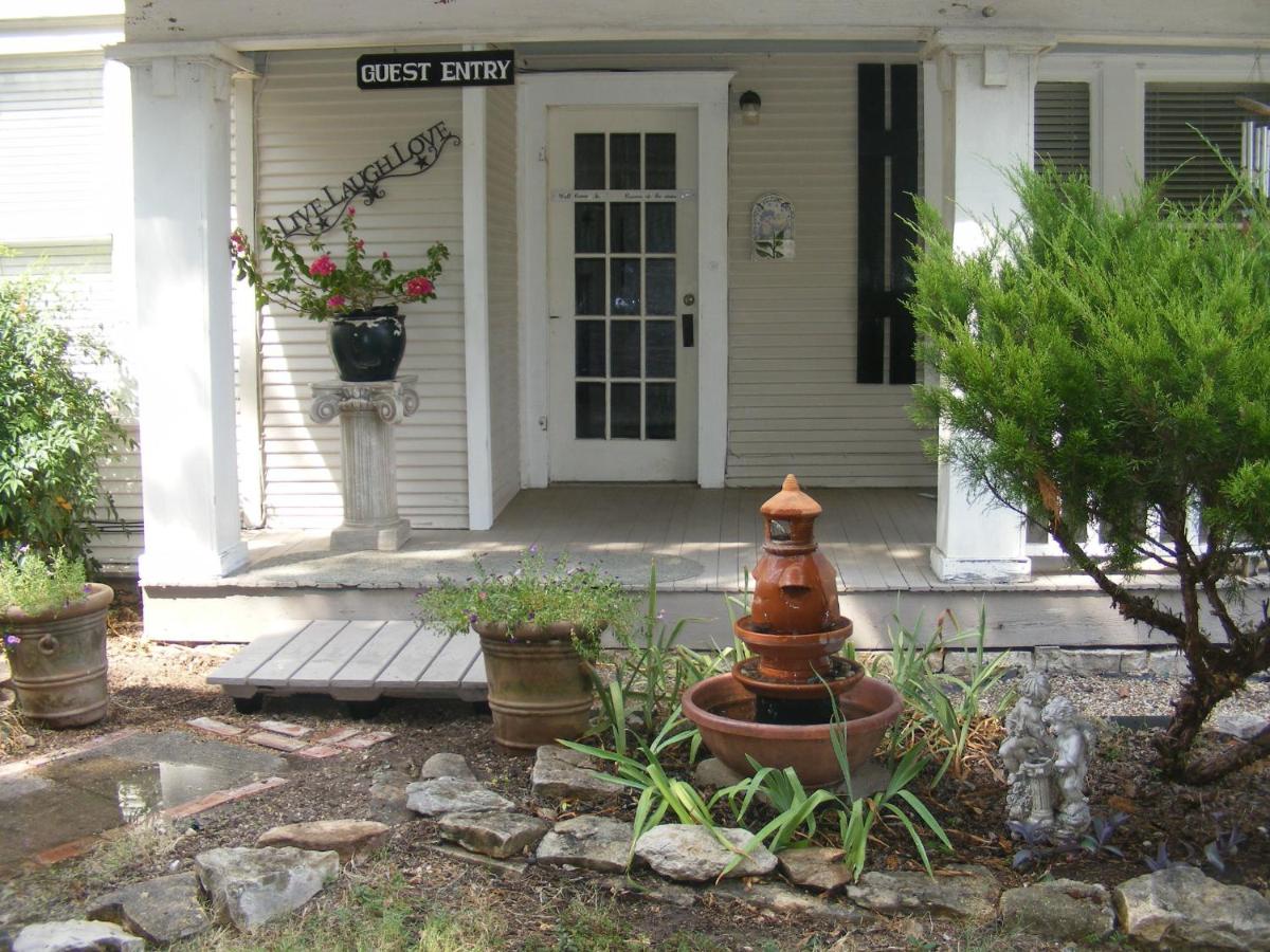 PriceHouseInn - Housity