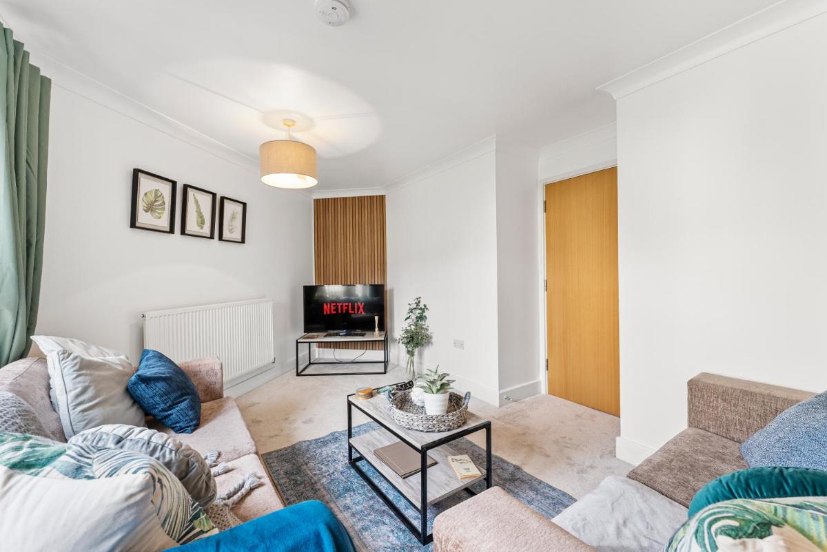 Amazing Cambridge Abode - Parking - Housity