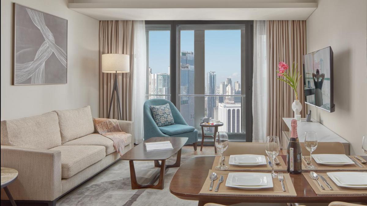Oakwood Makati Avenue - Hizvo