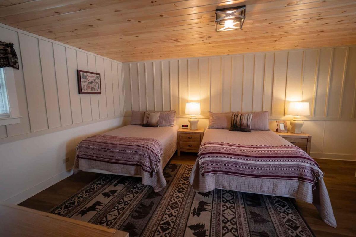 The Snowshoe Lodge - Housity