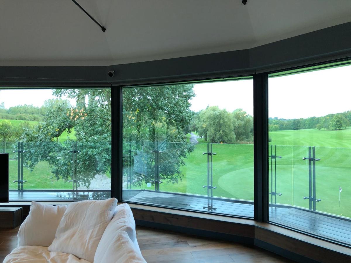 Cave Hotel & Golf Resort - Housity