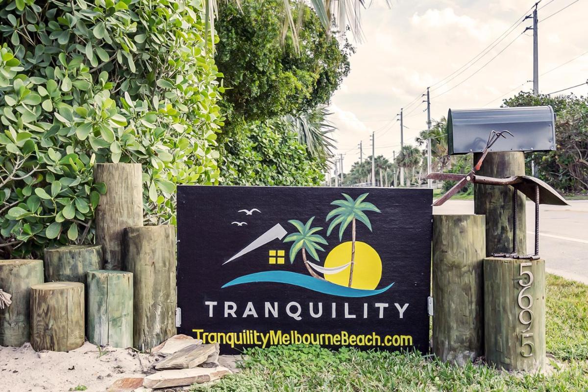 Tranquility Seahorse Suite - Oceanfront Paradise! - Housity