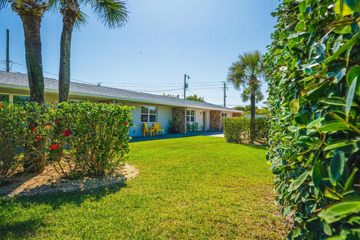 Tranquility Seahorse Suite - Oceanfront Paradise! - Housity