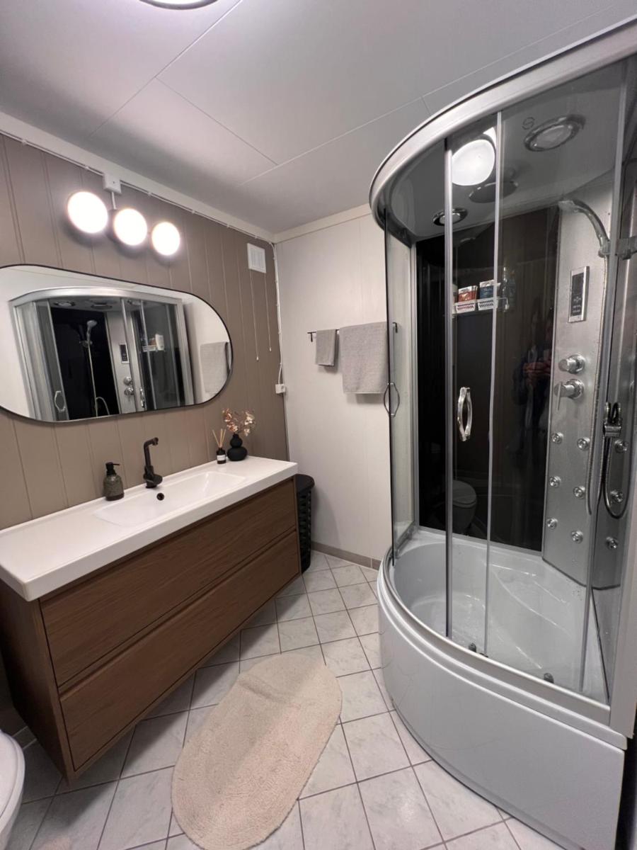 Feriehus med badestamp - Housity