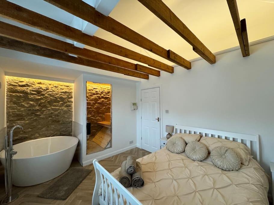 Durham Dales Luxury Cottage - Housity