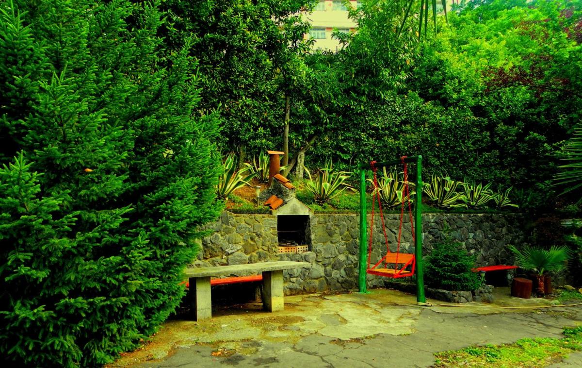 Guest House Lasha - Housity