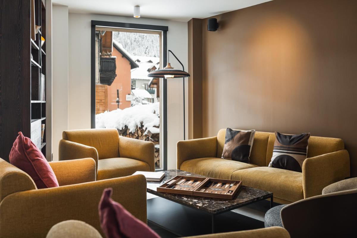 Coin salon dans l'établissement Alliey & Spa Piscine Appart-hôtel Serre chevalier