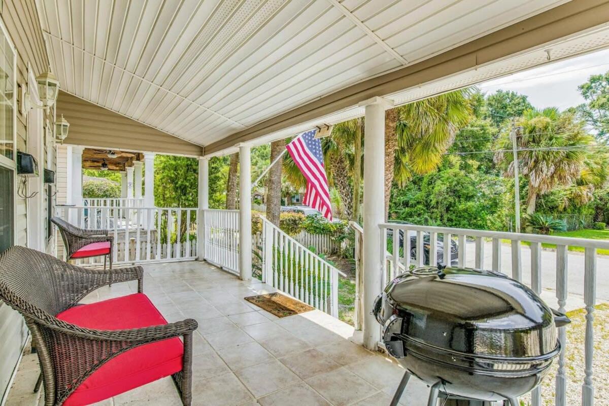 Sweet on Strong Street - Unit B - Housity