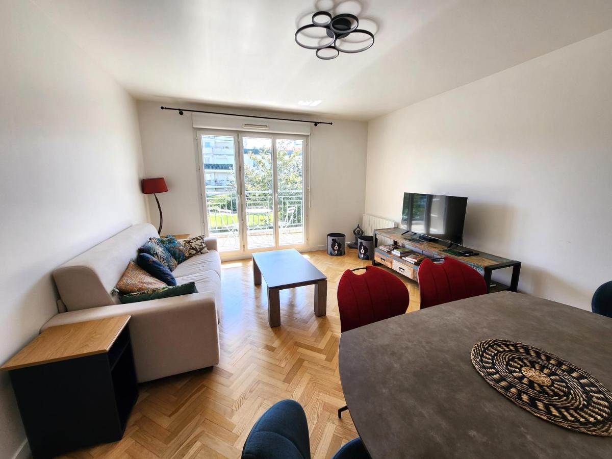 Cozy apartment, Balcon, Parking, 5' Disneyland - Housity