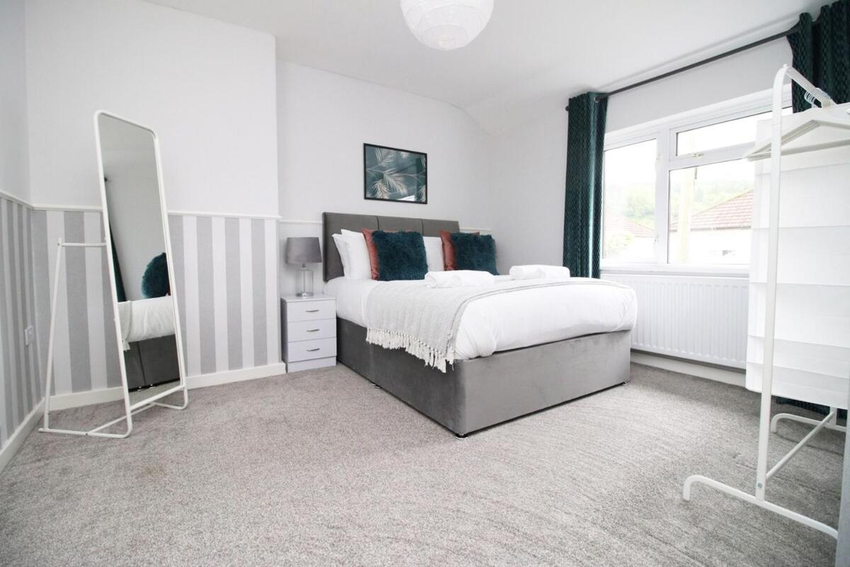 Willow Way by Tŷ SA - Housity