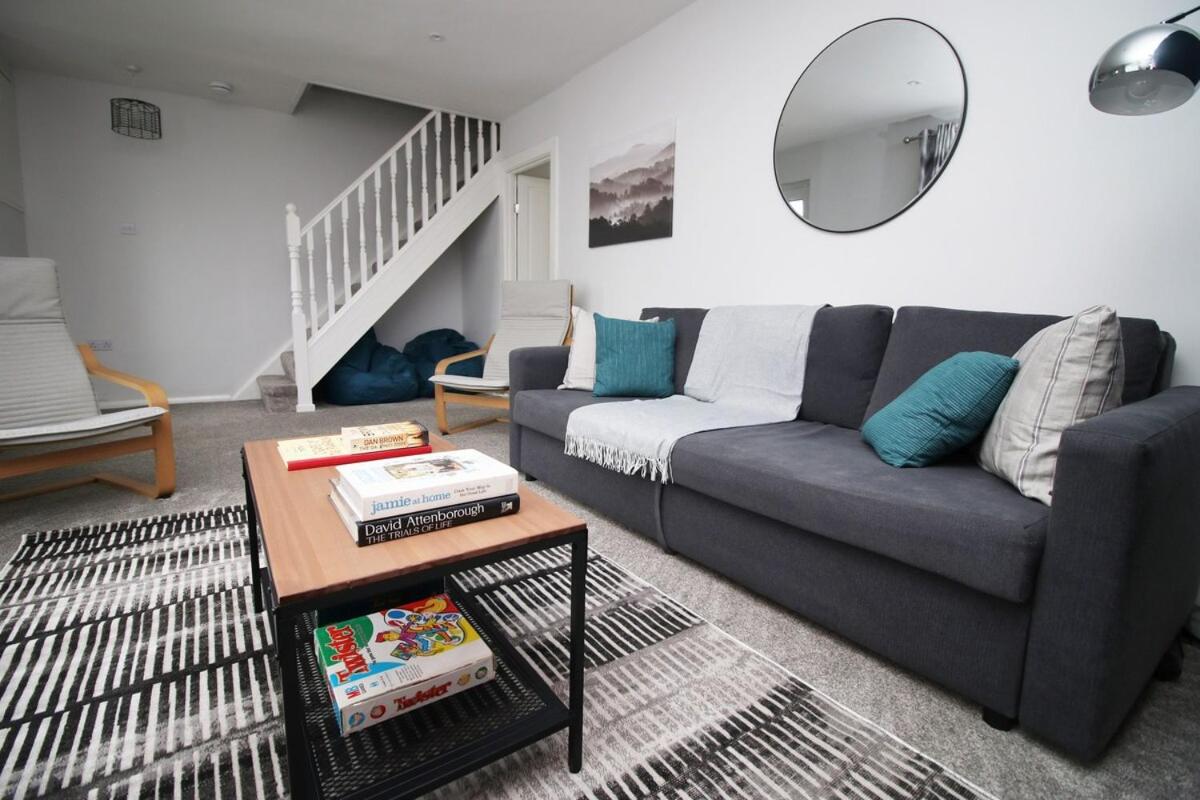 Willow Way by Tŷ SA - Housity