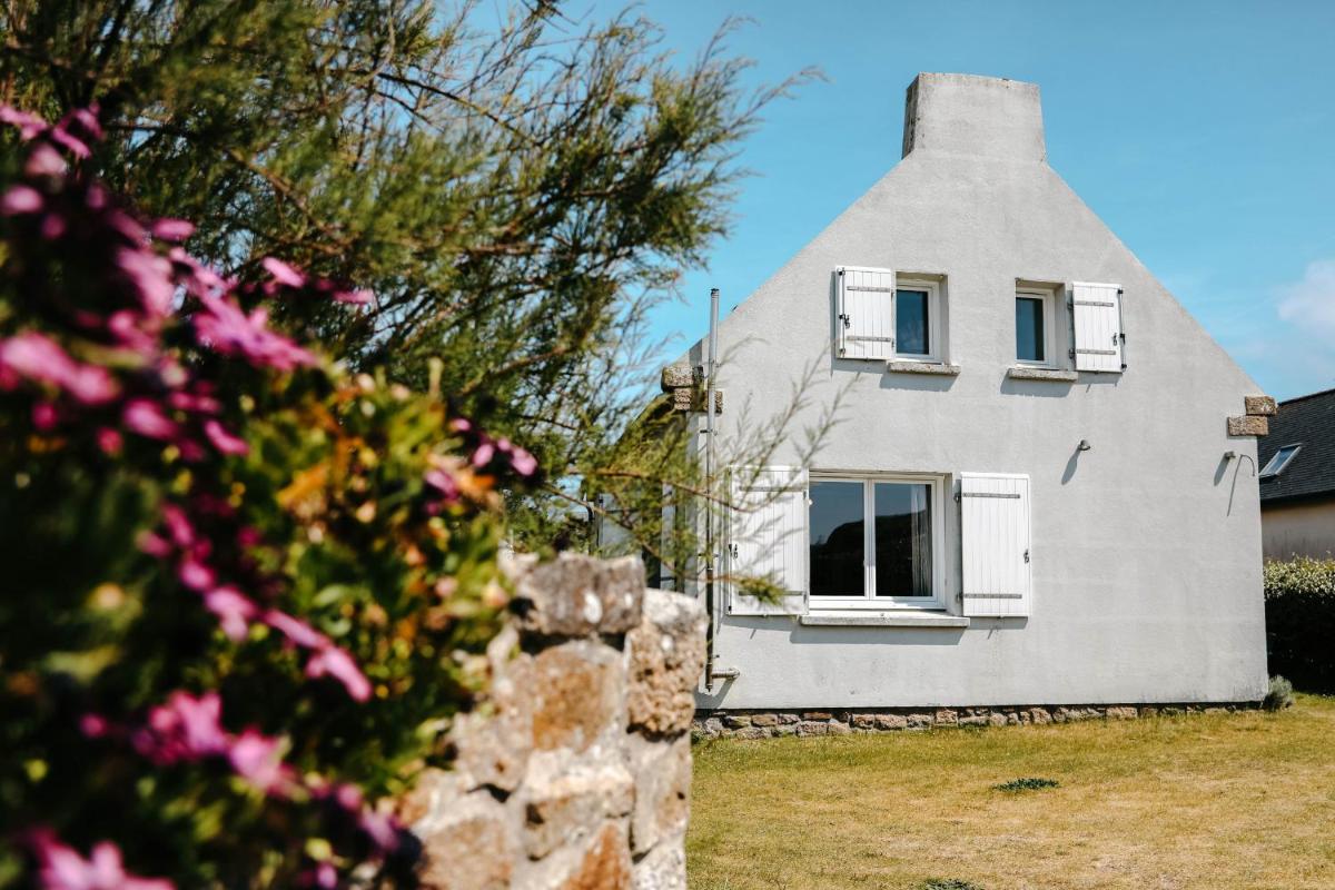 Cremiou on the beach - Housity