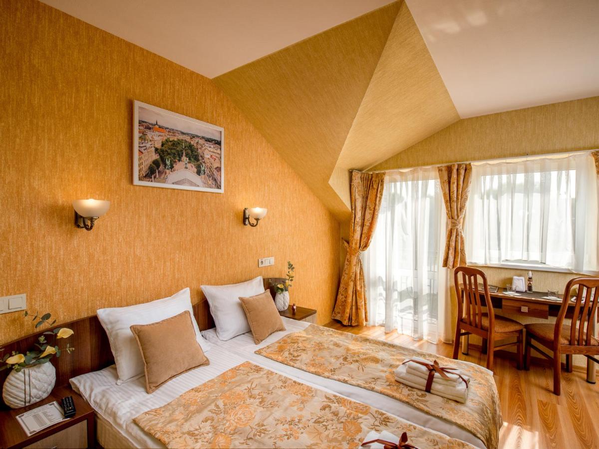 And restaurant pysanka - Housity
