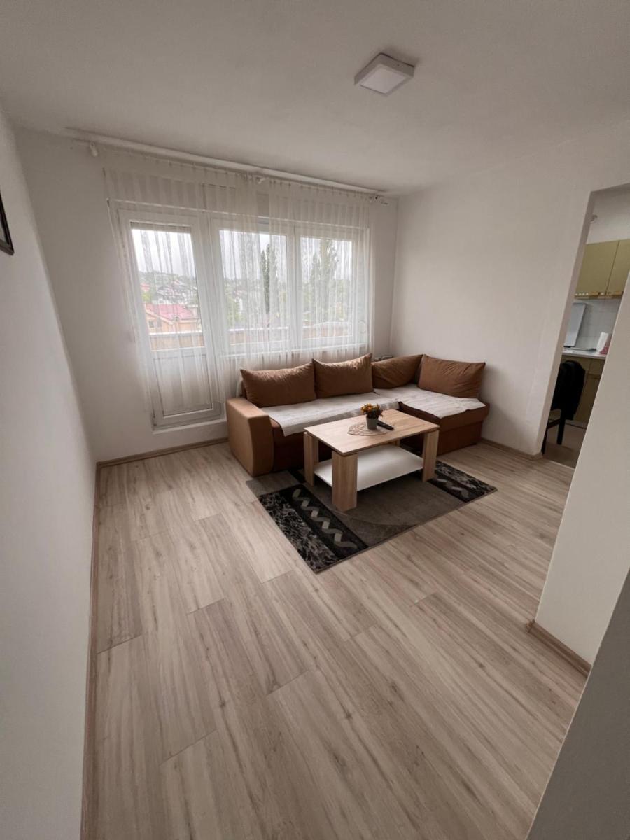 Babici 3 - Housity