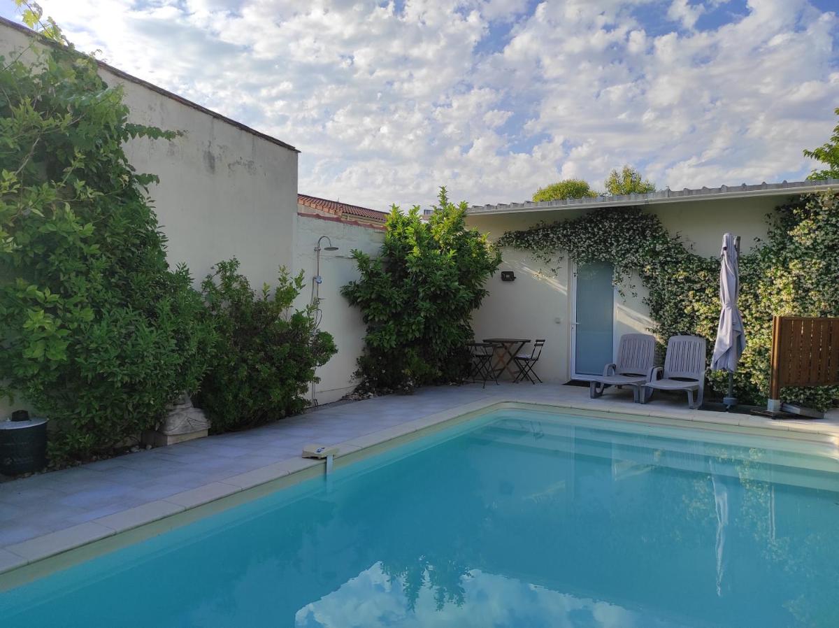 Chambre direct piscine - Housity