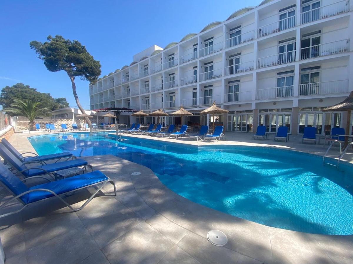 Piscina en o cerca de Hotel Isla de Cabrera