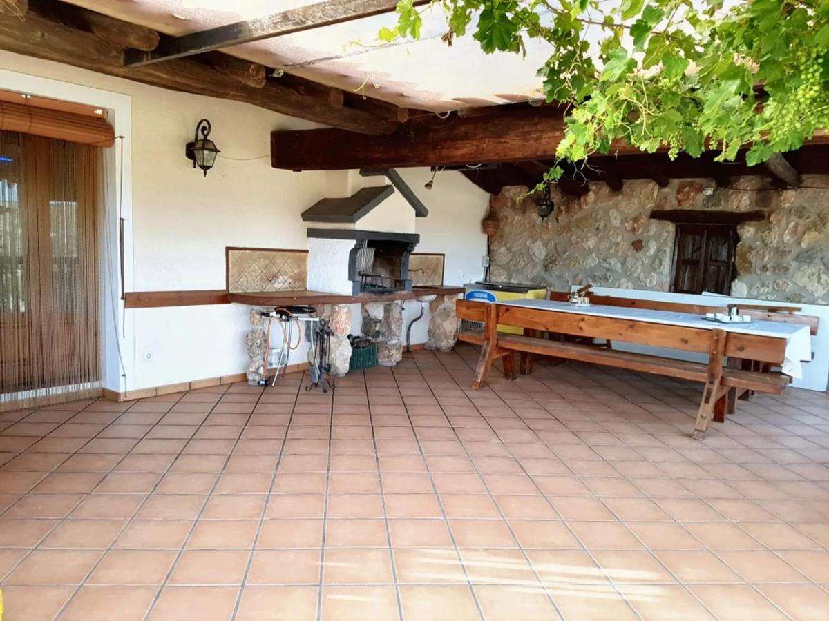 Elegant Villa in Velez Rubio with Private Pool - Housity
