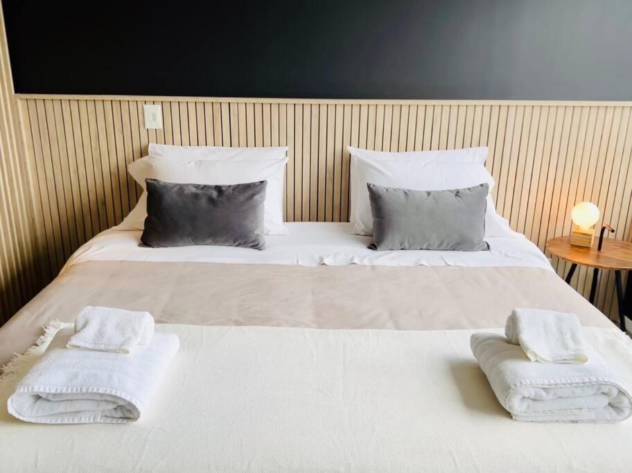 Seaport Apartment STUDIO Austral 401 - Housity