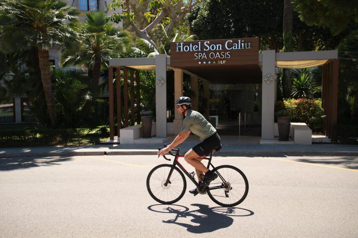 Montar en bicicleta en Hotel Son Caliu Spa Oasis o alrededores