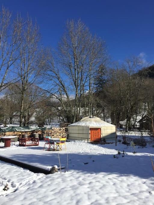 Yourte de la bas - Housity