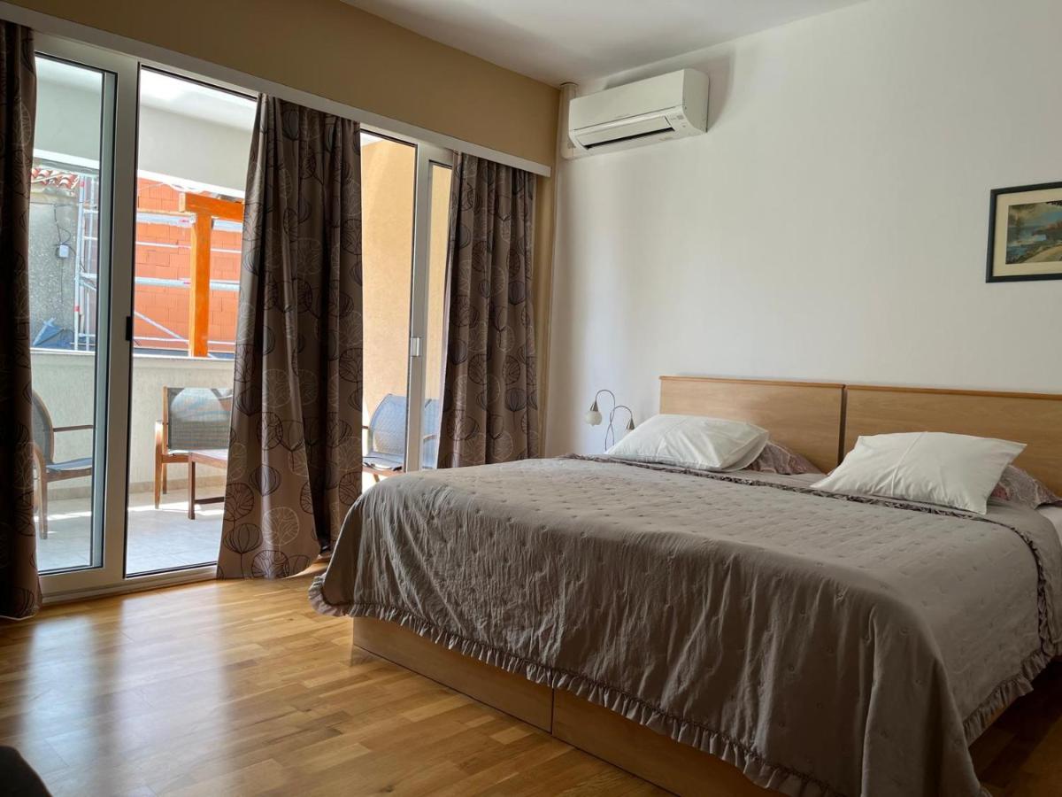 Room Novakovic - Housity