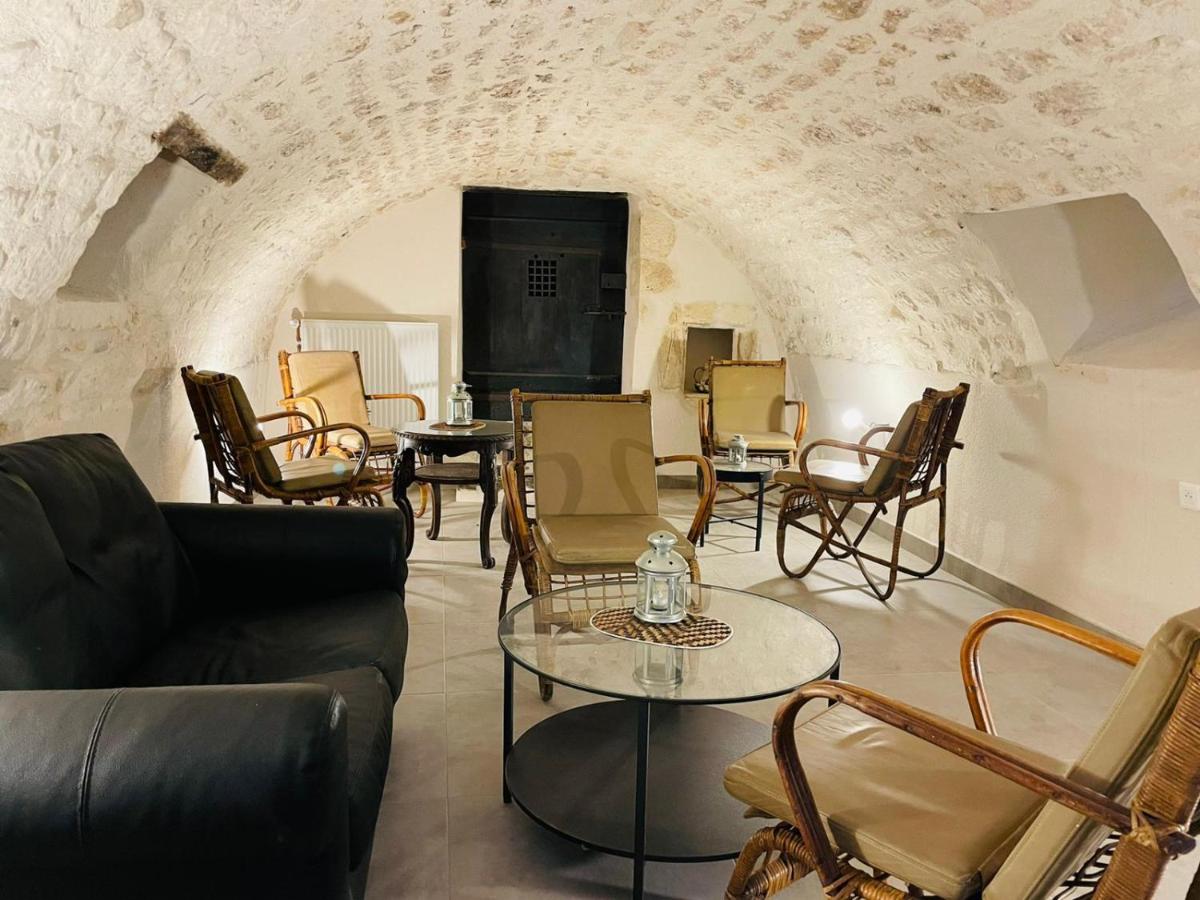 Hôtel de la Croix Blanche - Housity